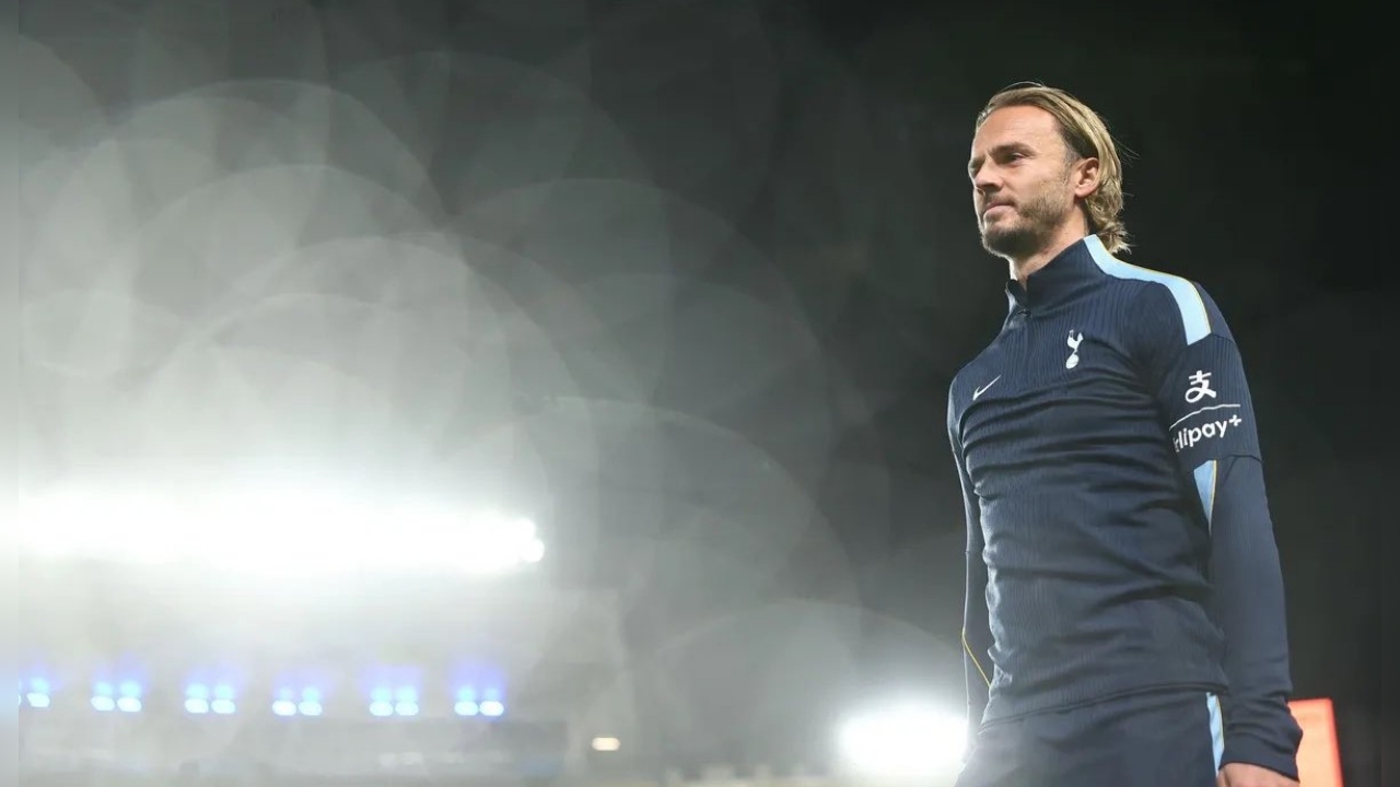 De Zerbi Jelaskan Alasan Maddison Absen di Kemenangan Tottenham vs Auckland