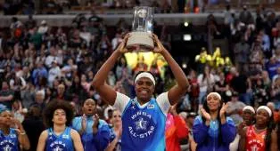 Jonquel Jones Sumringah Raih Gelar MVP di WNBA Allstar Game