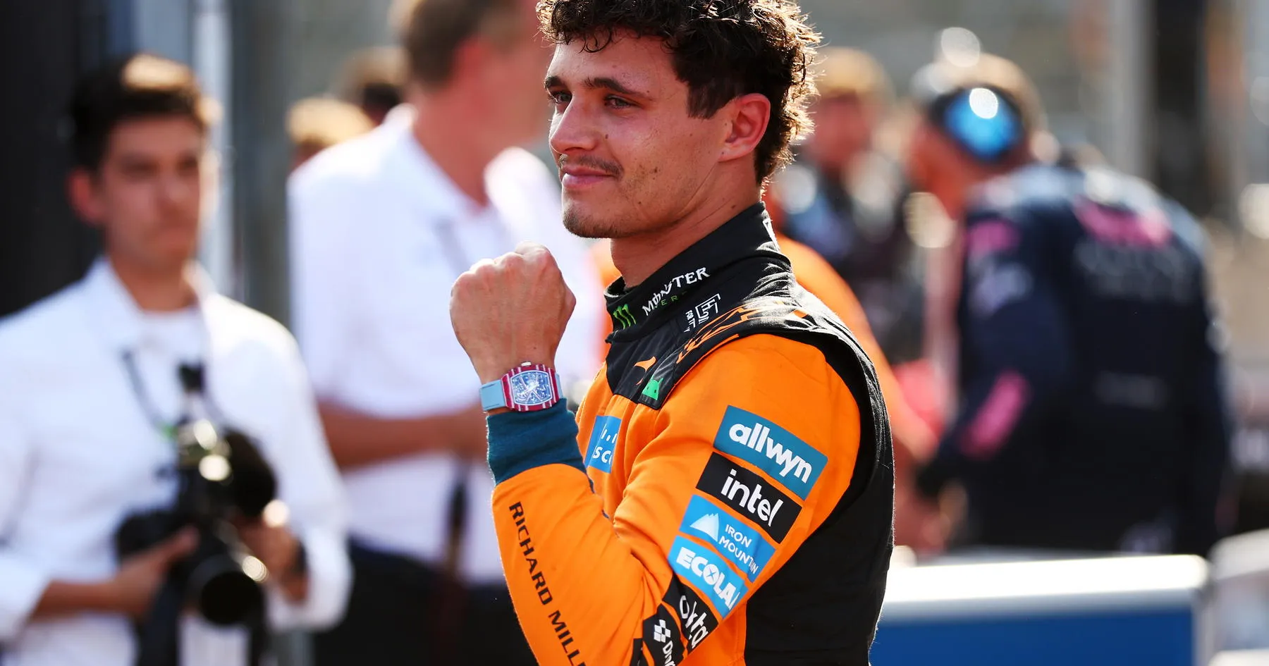 Lando Norris Ungkap Dominasi Usai Kemenangan di Hungaria - sumber: (racingnews365)