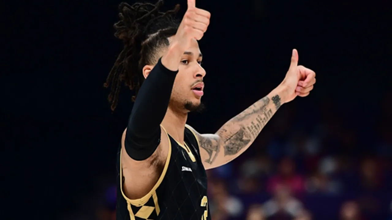 Matthew Strazel Bicara Mengenai Alasan Gabung Anadolu Efes