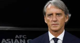 Roberto Mancini Sembunyikan Kemarahan di Pernikahan Donnarumma