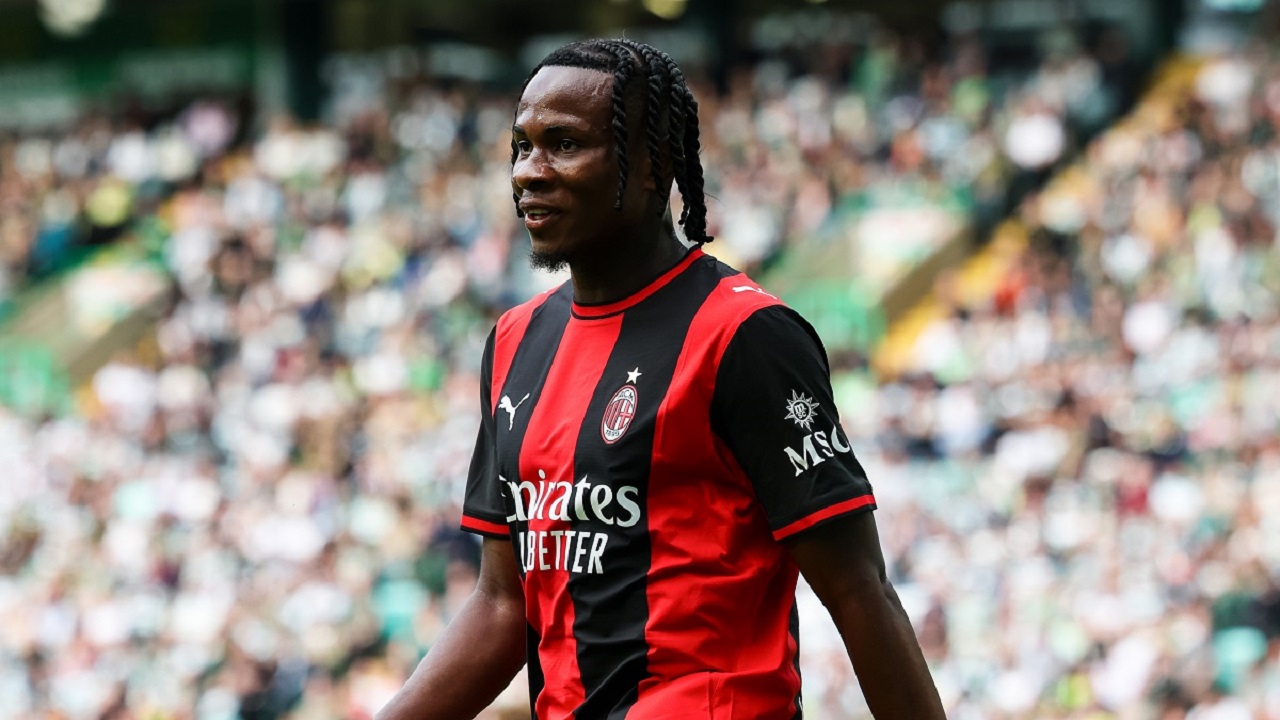 Romano: AC Milan Masih Terbuka Mempertahankan Samuel Chukwueze