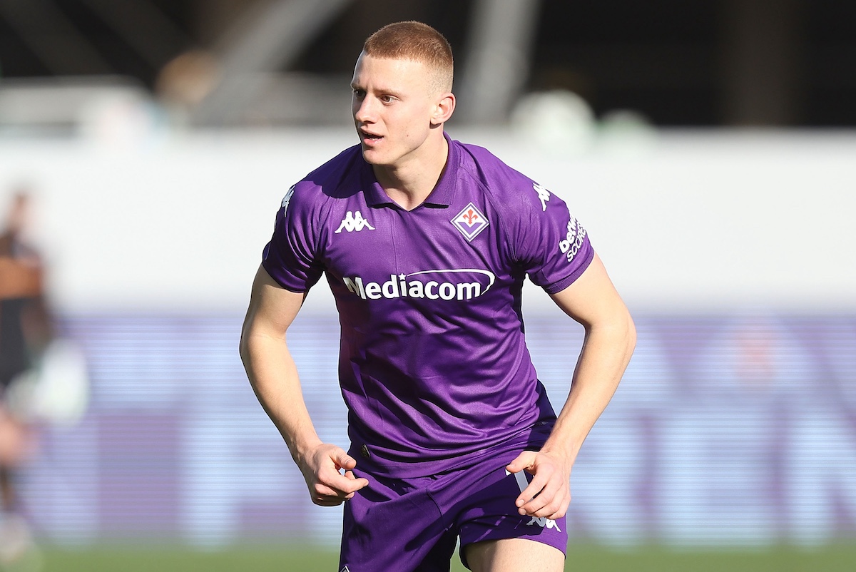 Torino Amankan Comuzzo dengan Kesepakatan €20 Juta dari Fiorentina
