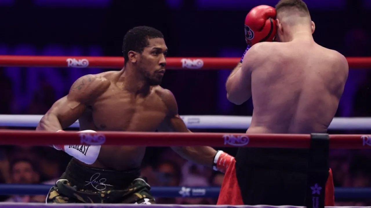 Anthony Joshua, Kristian Prenga