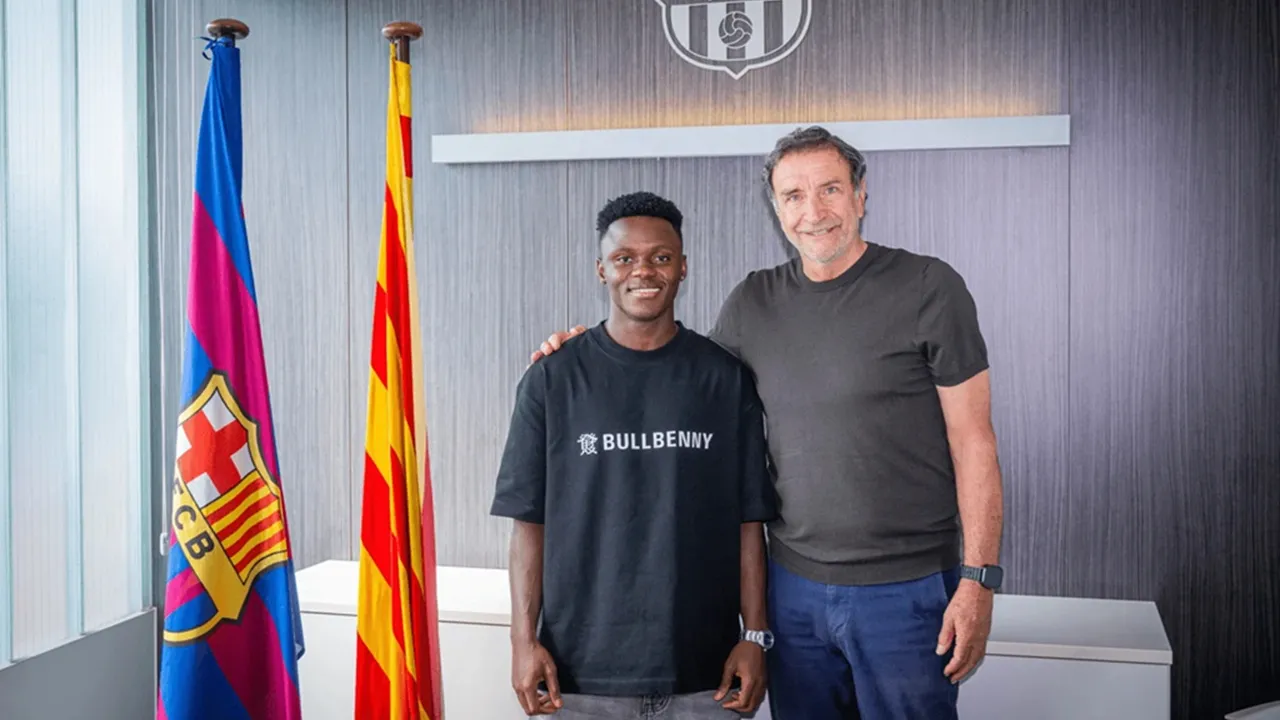 Barcelona Merekrut Abdul Aziz Issah untuk Perkuat Tim Cadangan