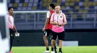 Bernardo Tavares Fokus Persiapkan Persebaya Surabaya Untuk Laga Kedua