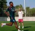 Denzel Dumfries Buka Suara Usai Latihan Perdana Bersama Jose Mourinho