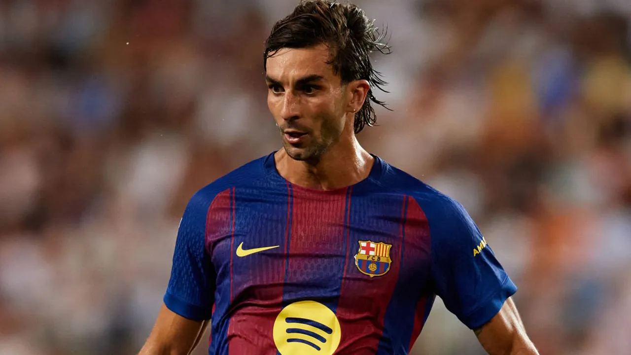 Ferran Torres Masih Betah di Barcelona, Rumor ke PSG Mulai Mereda