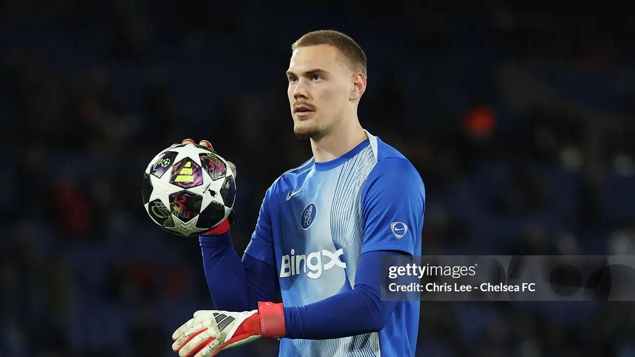 Filip Jorgensen Tinggalkan Tur Chelsea, Strasbourg Pimpin Perburuan