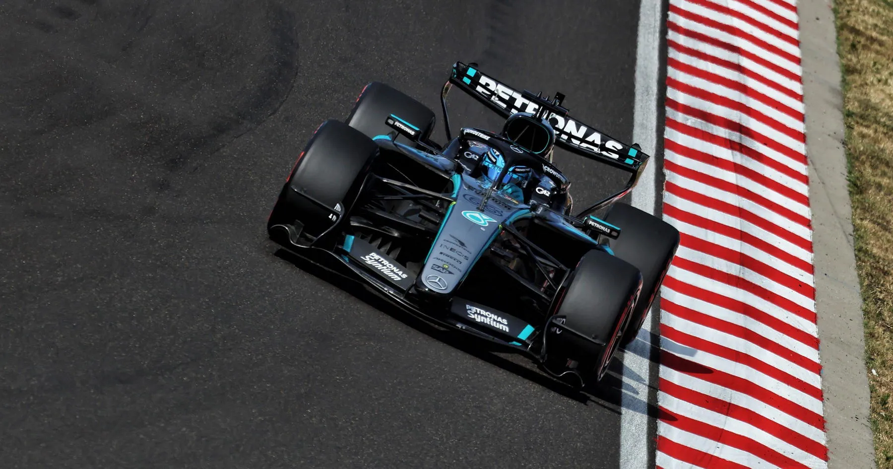 George Russell: Melewati Kekecewaan Usai Kendala Terbaru F1 - sumber: (racingnews365)