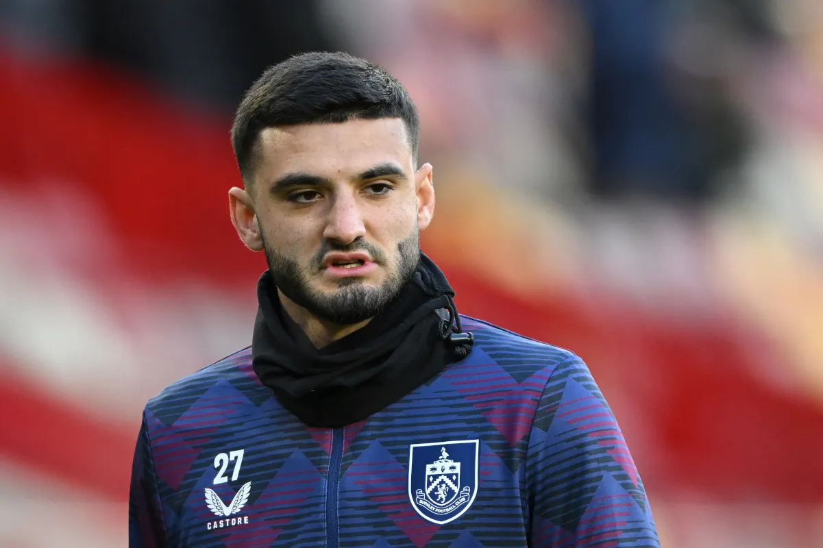 Lazio Siap Gaet Broja dari Burnley dengan Status Pinjaman dan Opsi Pembelian - sumber: (footballitalia)