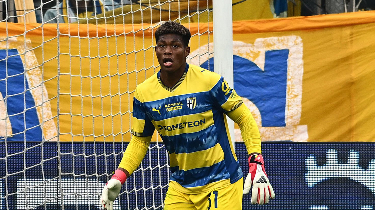 PSG Makin Gencar Kejar Zion Suzuki, Aston Villa Kini Punya Saingan Berat