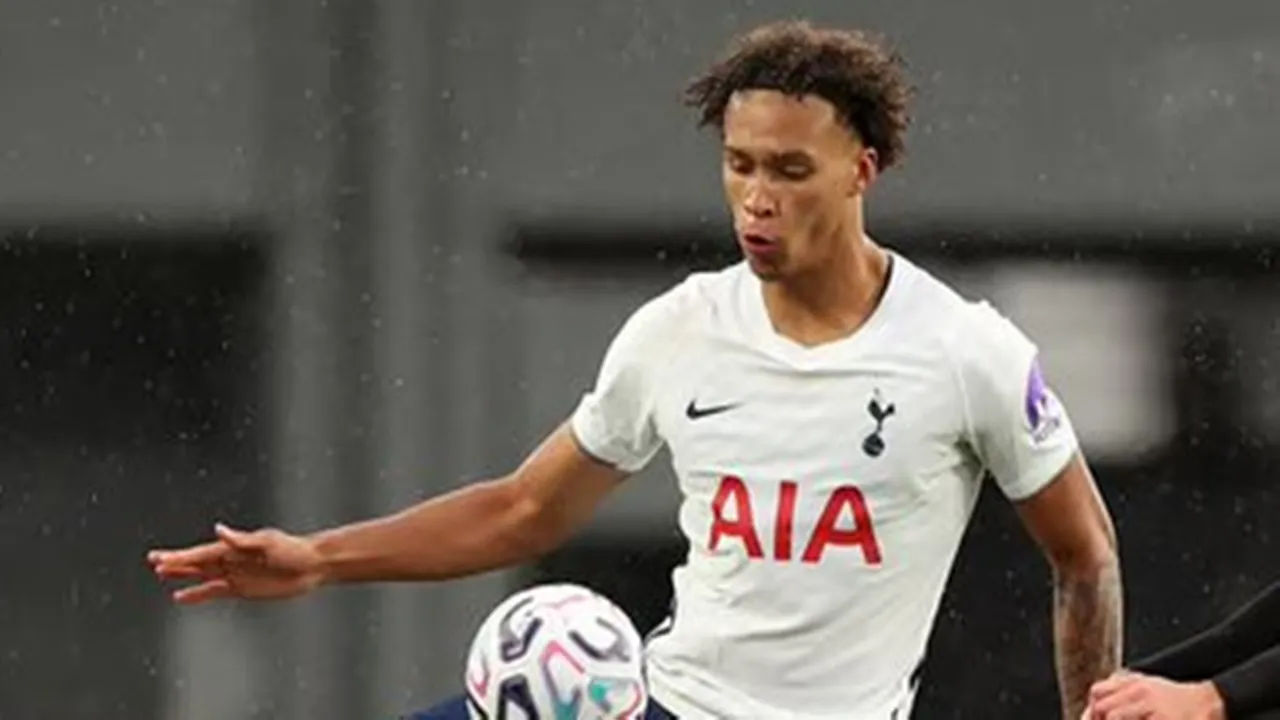 Defender Tottenham