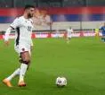 Tidak Berburu Striker Burnley, Lazio Pilih Tunggu Gimenez