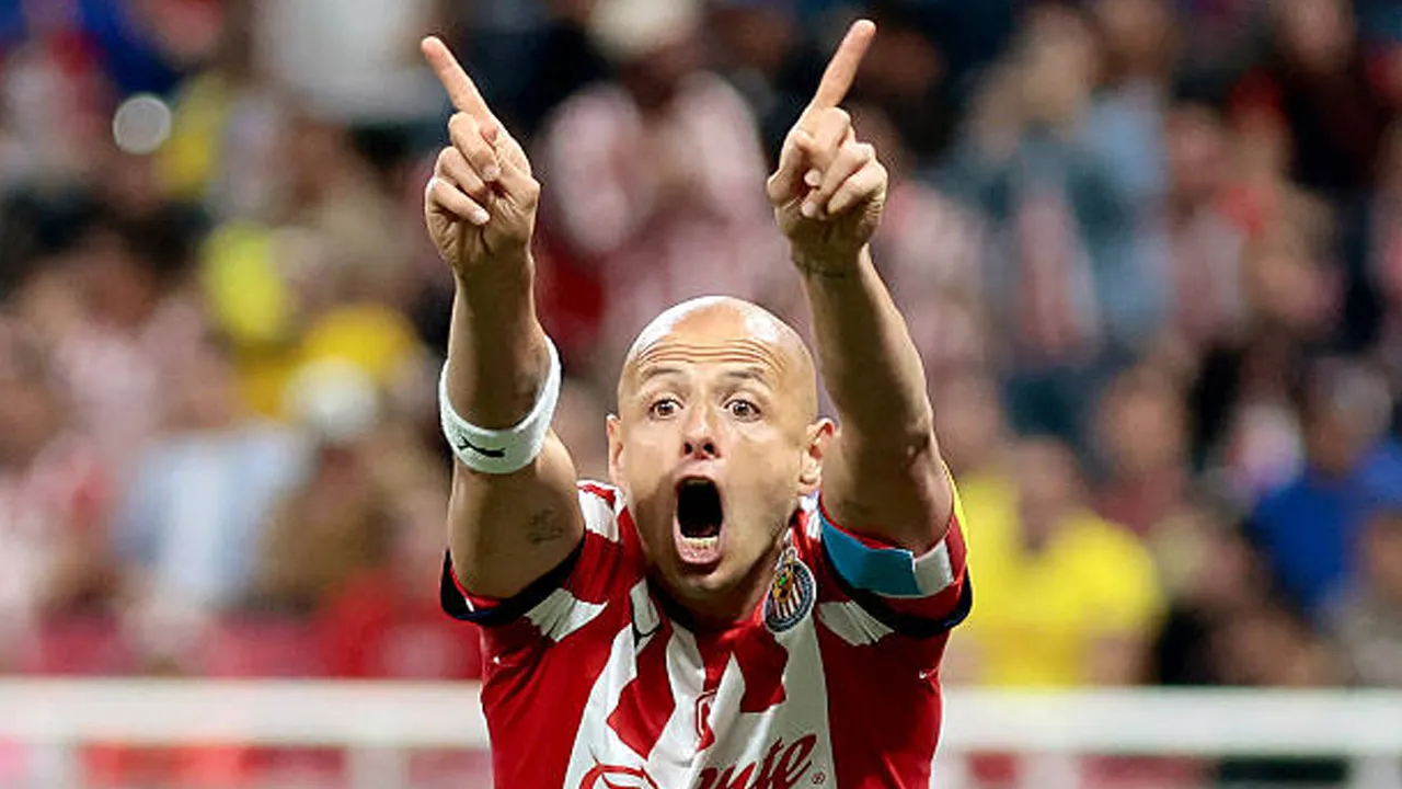 Tinggalkan Guadalajara, Javier Hernandez Resmi Gabung Atletico Dallas