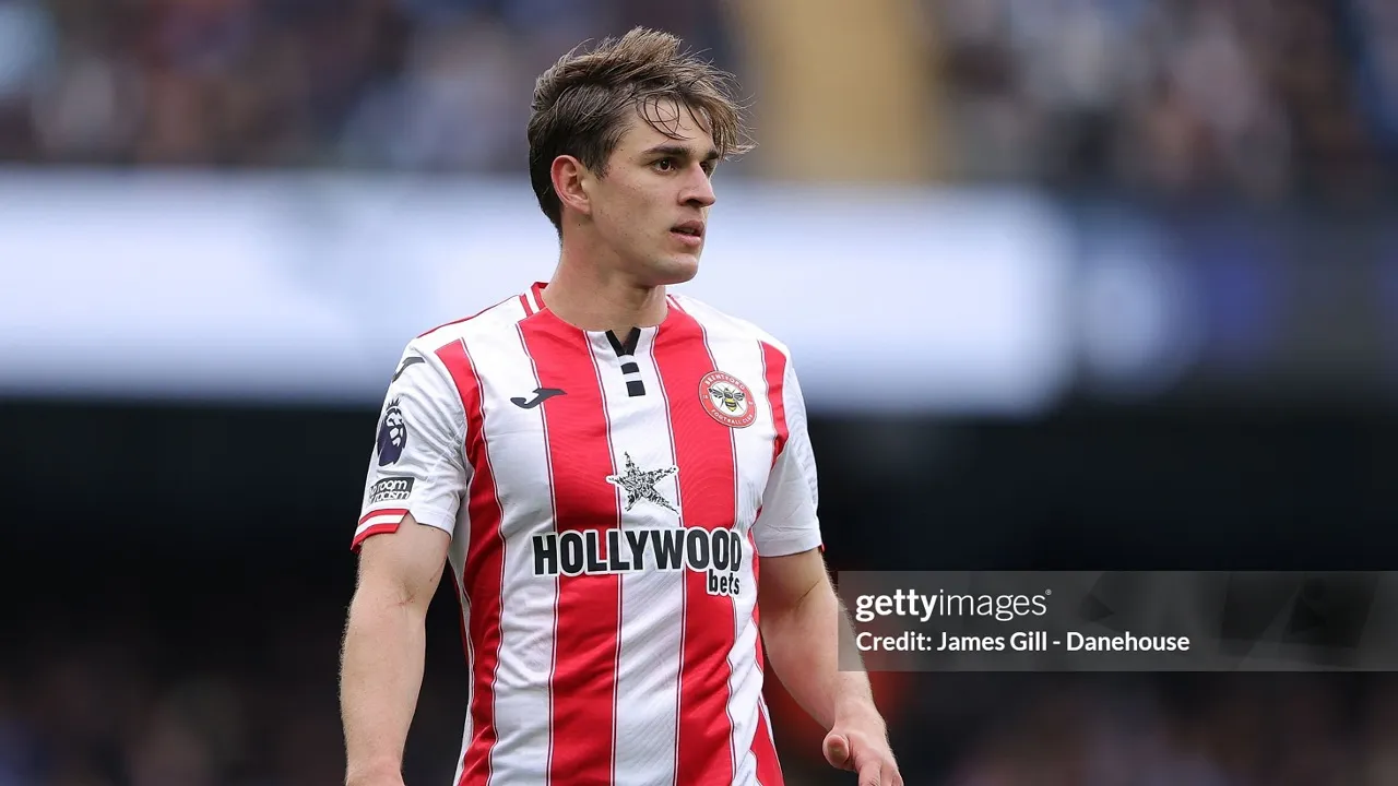 Agen Yegor Yarmolyuk menyebut pengalaman di Brentford menjadi acuan untuk membimbing pemain muda lainnya
