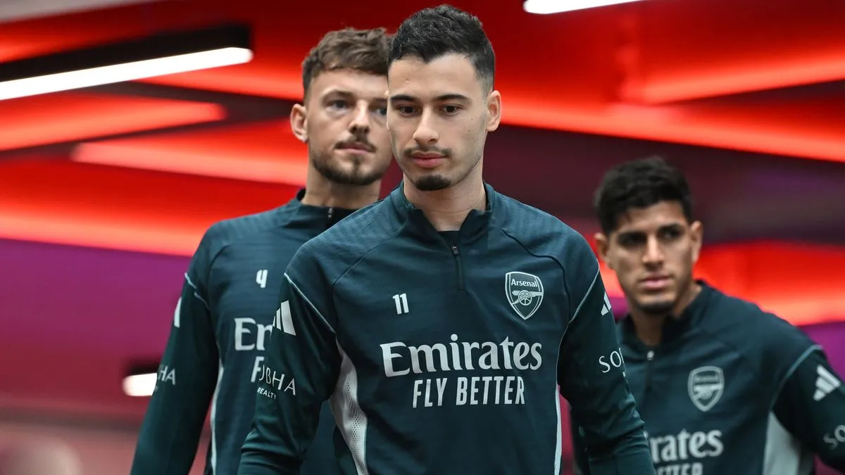 Arsenal Tentukan Nasib 10 Pemain, Bidik Tiga Transfer Baru - sumber: (footballlondon)
