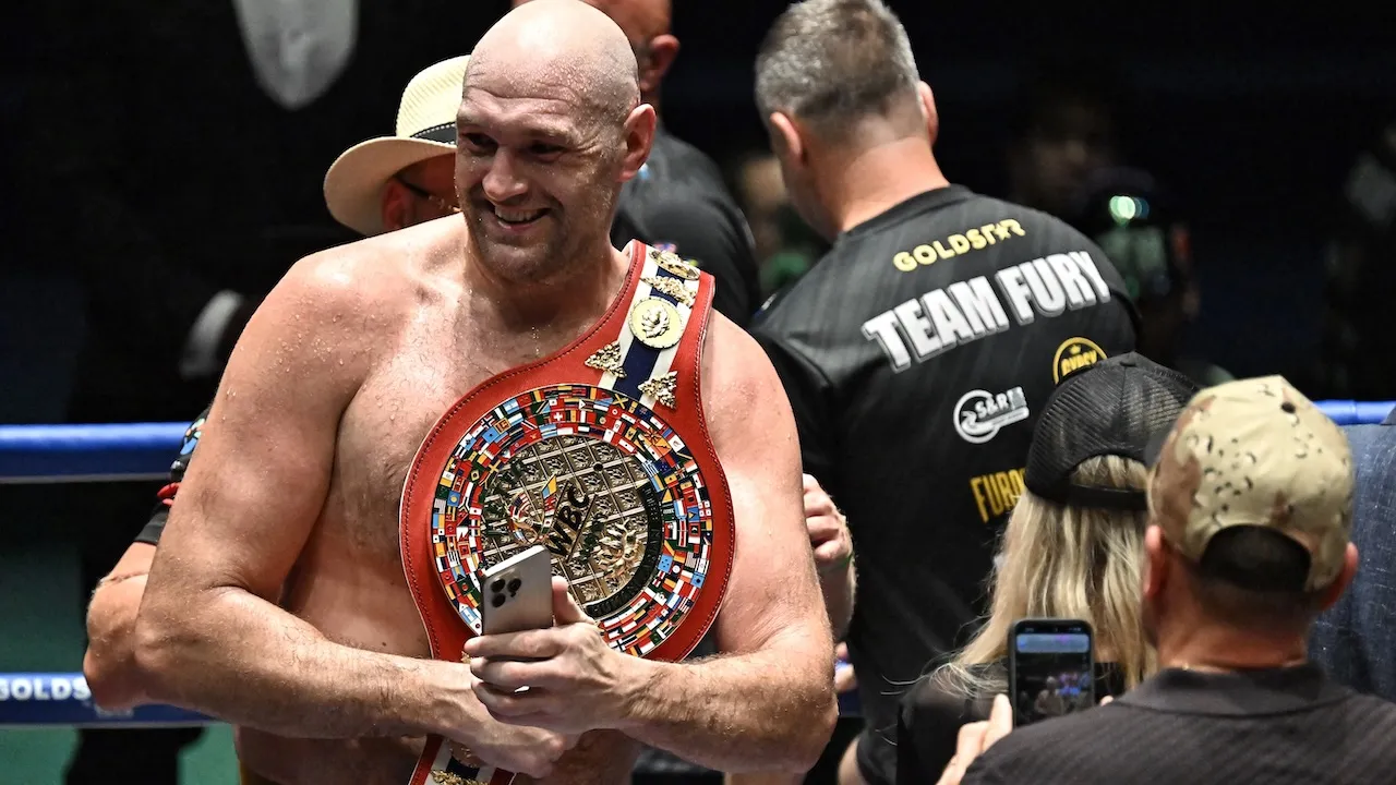 Berubah Pikiran Johnny Nelson Kini Jagokan Tyson Fury Kalahkan Joshua