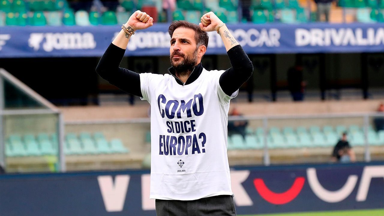 Cesc Fabregas: Como Bisa Main di UCL Dengan Hanya 16-17 Pemain