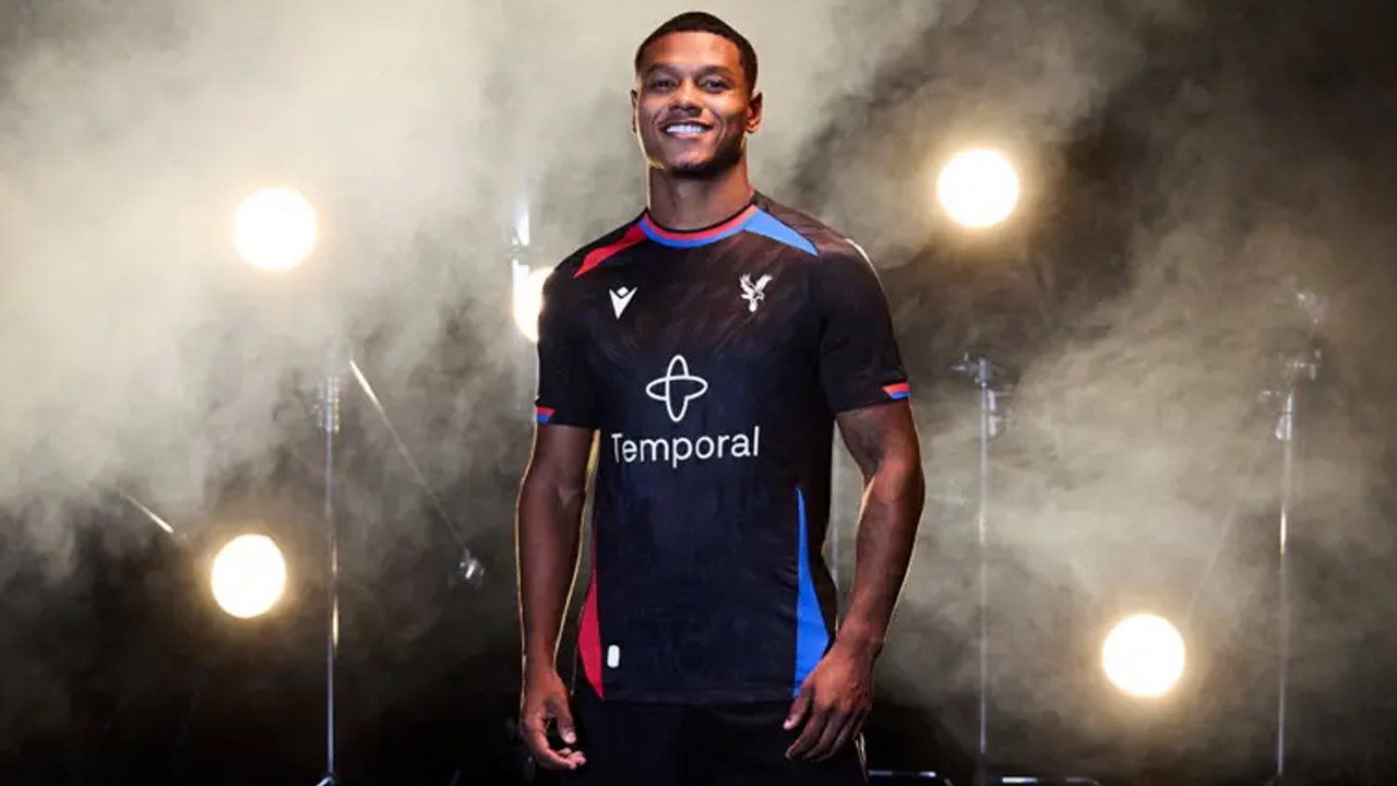 Crystal Palace Rilis Jersey Tandang 2026-27 dengan Tema Eagle Black