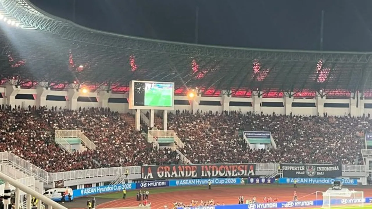John Herdman senang suporter Timnas Indonesia hadir di Stadion Pakansari Bogor dalam laga pertama Piala AFF 2026.