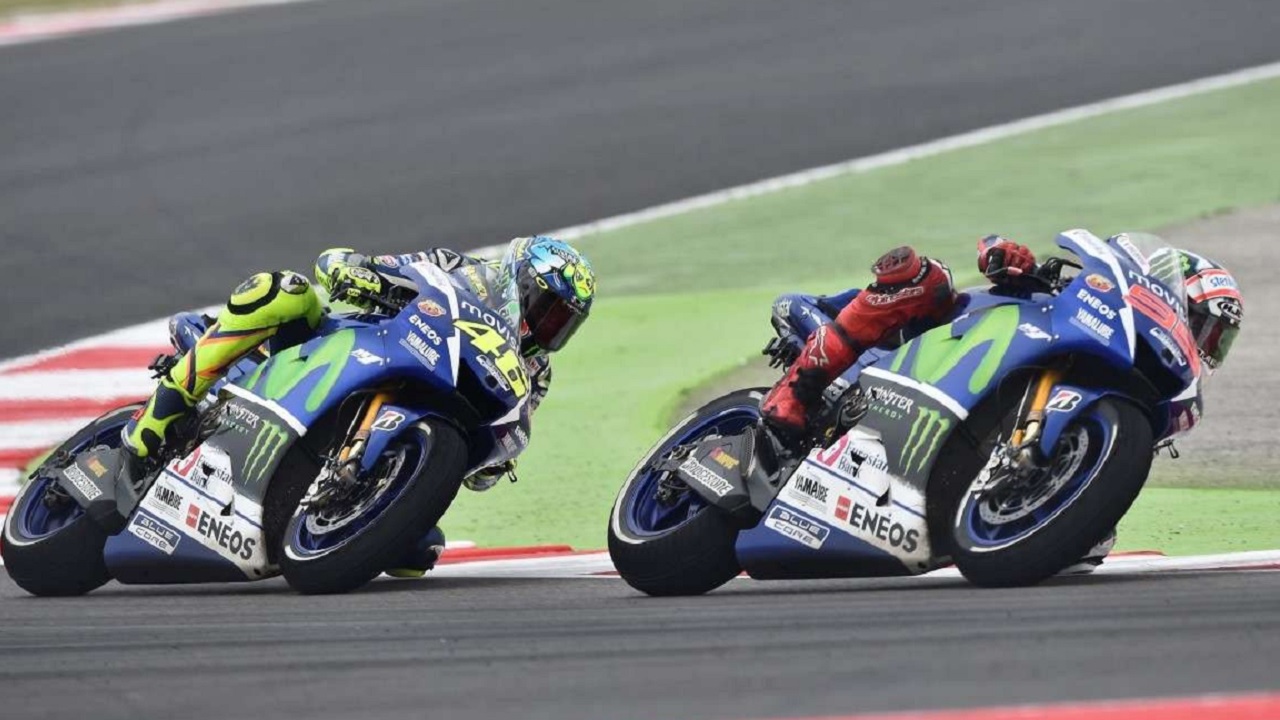 Jorge Lorenzo Ungkap Gaya Balap Rossi Yang Sulit Ditiru