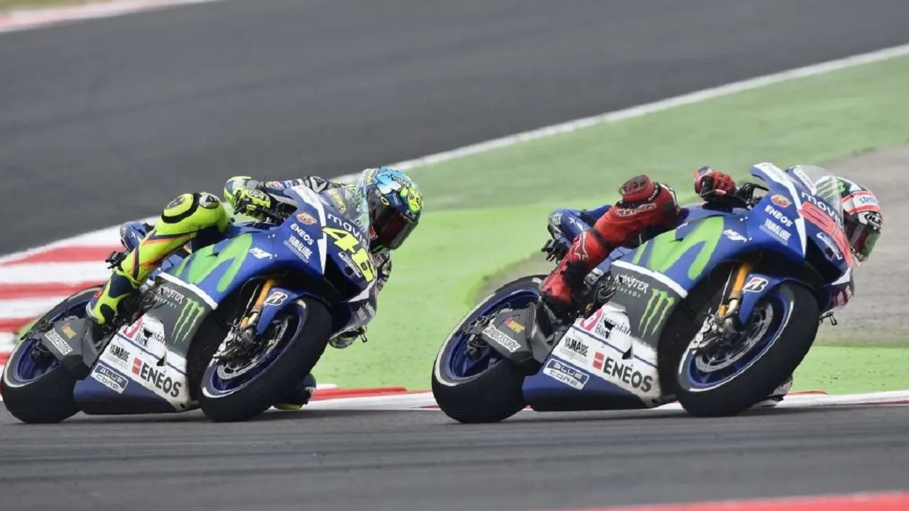 Jorge Lorenzo Ungkap Gaya Balap Rossi Yang Sulit Ditiru