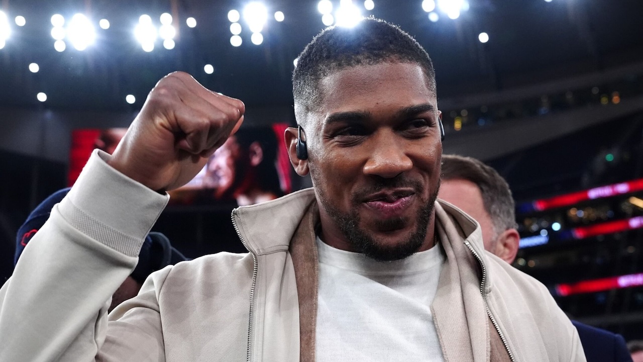 Legenda Tinju Inggris Ini Sarankan Anthony Joshua Pensiun Demi Kesehatan