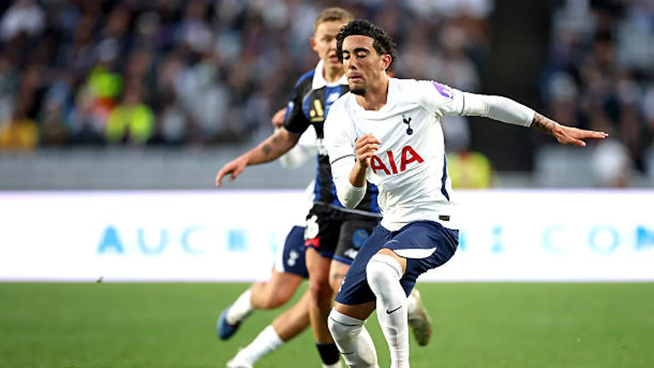 Luca Williams-Barnett Curi Perhatian di Pramusim, Ledley King Beri Pujian