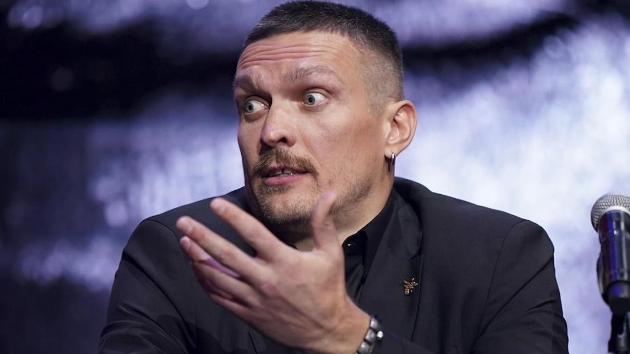 Oleksandr Usyk Buka Peluang Hadapi Deontay Wilder di Laga Perpisahan