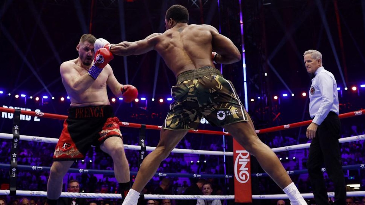 Tim Anthony Joshua Respons Tuduhan Kontroversi Duel Lawan Kristian Prenga