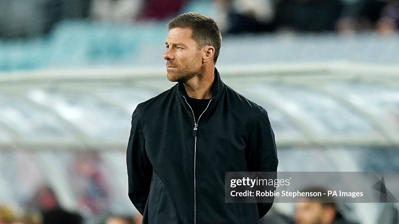 Xabi Alonso Buka Suara soal Rumor Welbeck dan Henderson