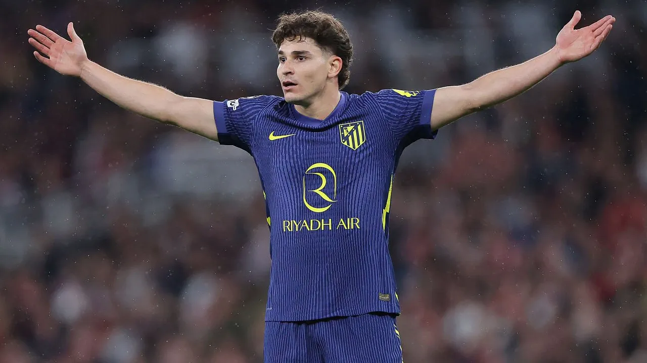 Barcelona Resmi Diselidiki RFEF Gara-Gara Julian Alvarez