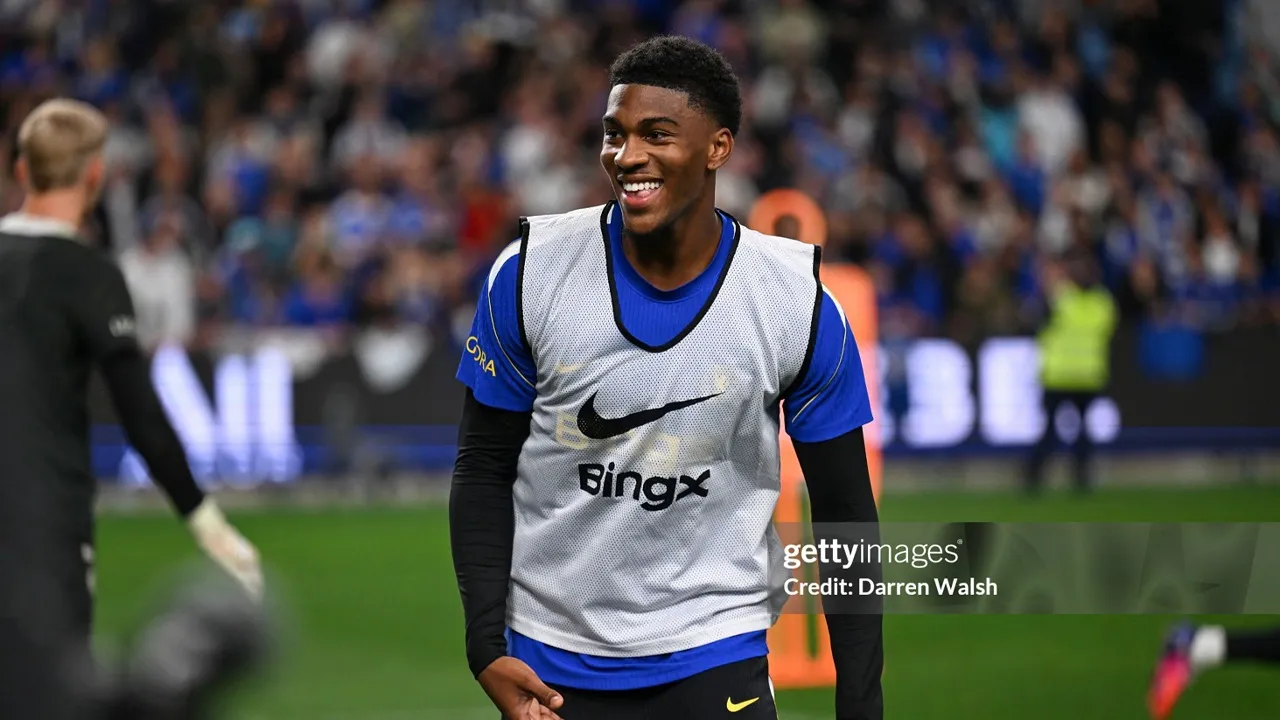 Crystal Palace ingin meminjam Josh Acheampong dari Chelsea untuk musim 2026/27