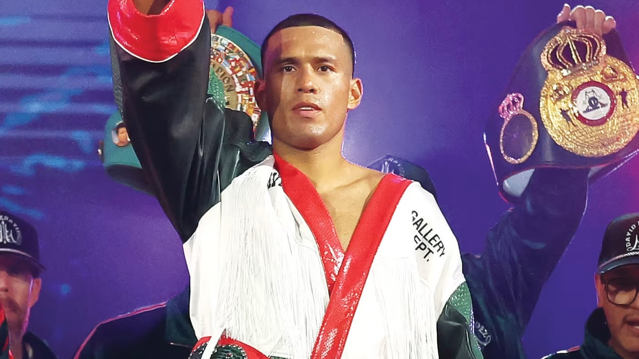 David Benavidez Selangkah Lagi Rebut Gelar Kedua di Kelas Penjelajah
