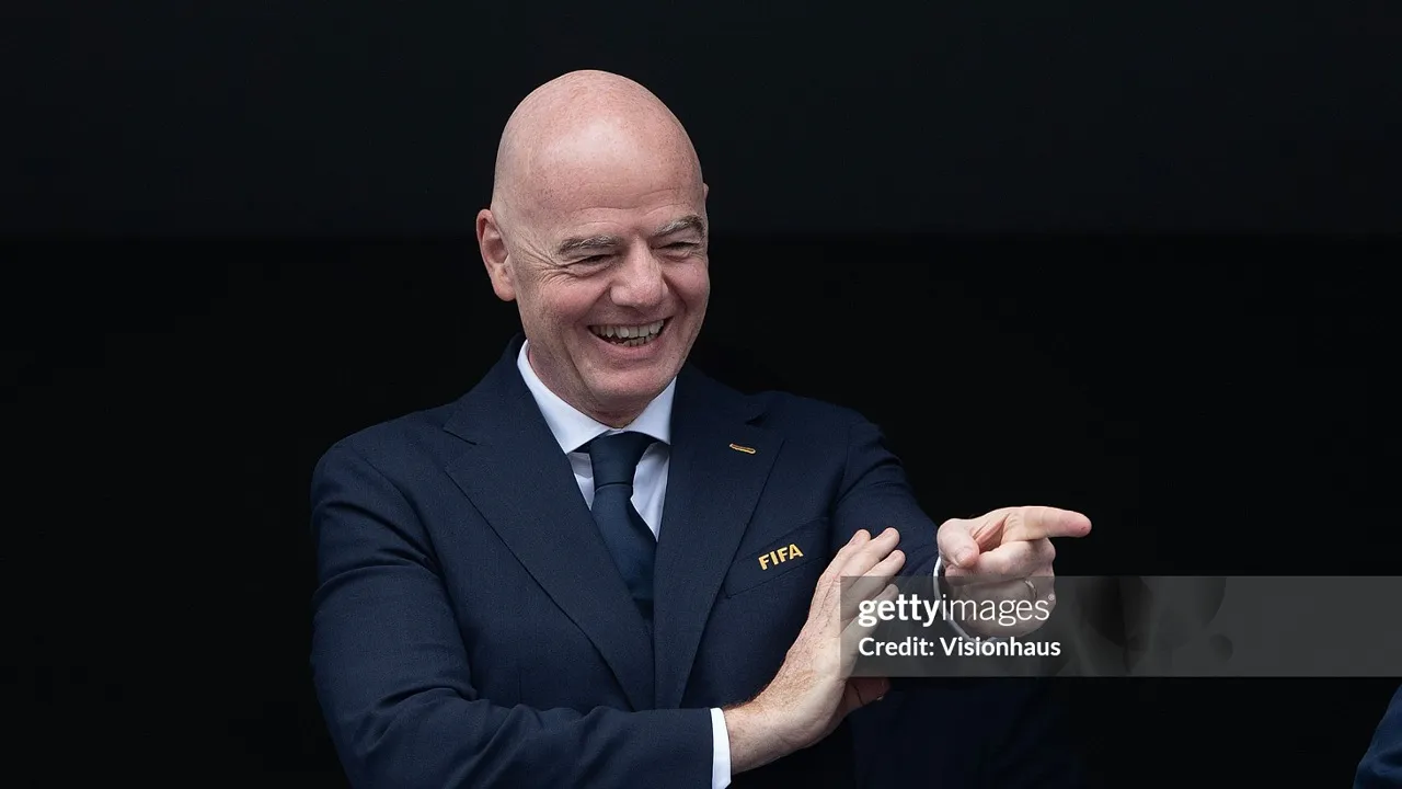 Gianni Infantino memberi waktu 53 hari kepada federasi anggota FIFA untuk menyetujui proposal investasi Piala Dunia