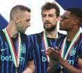 Inter Revolusi Pertahanan Usai Kerpergian De Vrij, Dumfries dan Acerbi