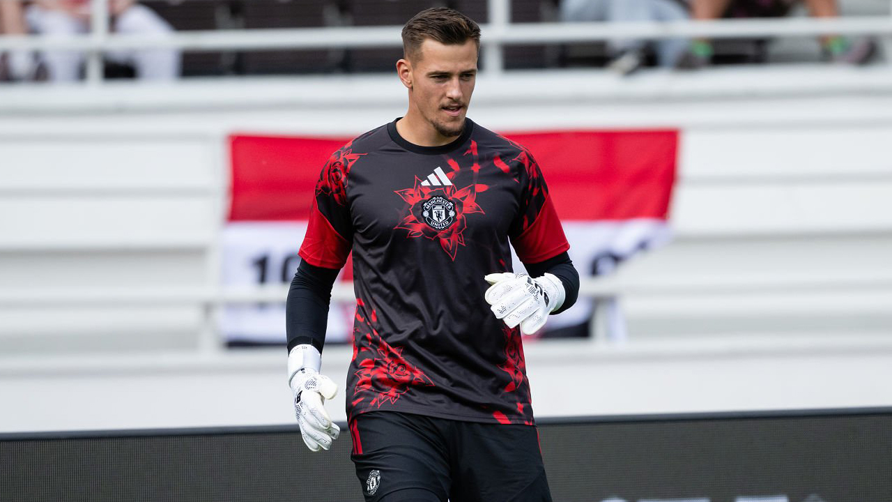 Manchester United Siap Lepas Radek Vitek dan Tiga Talenta Akademi