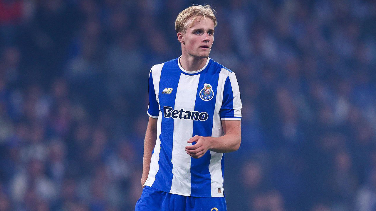 Newcastle Incar Victor Froholdt untuk Gantikan Bruno Guimaraes