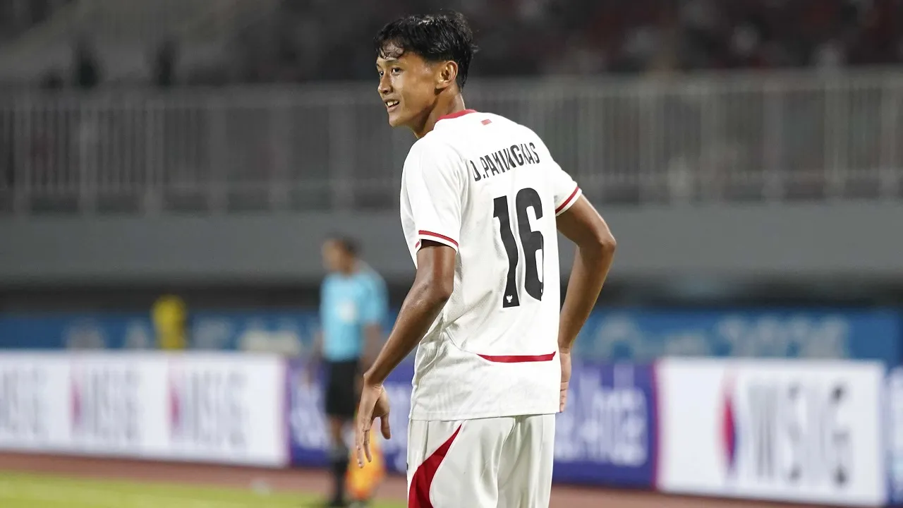 Pemain Persija Jakarta, Dony Tri Pamungkas saat memperkuat timnas Indonesia