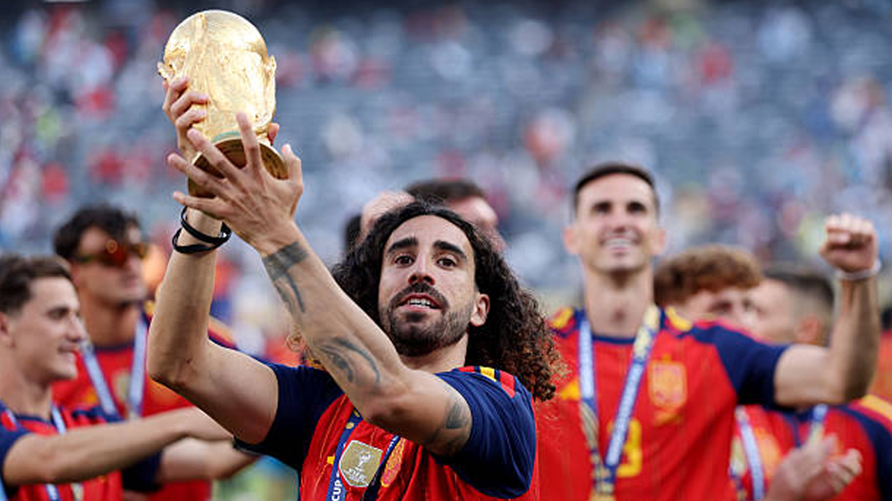Tato Wajah Luis de la Fuente di Tubuhnya, Marc Cucurella Tepati Janji