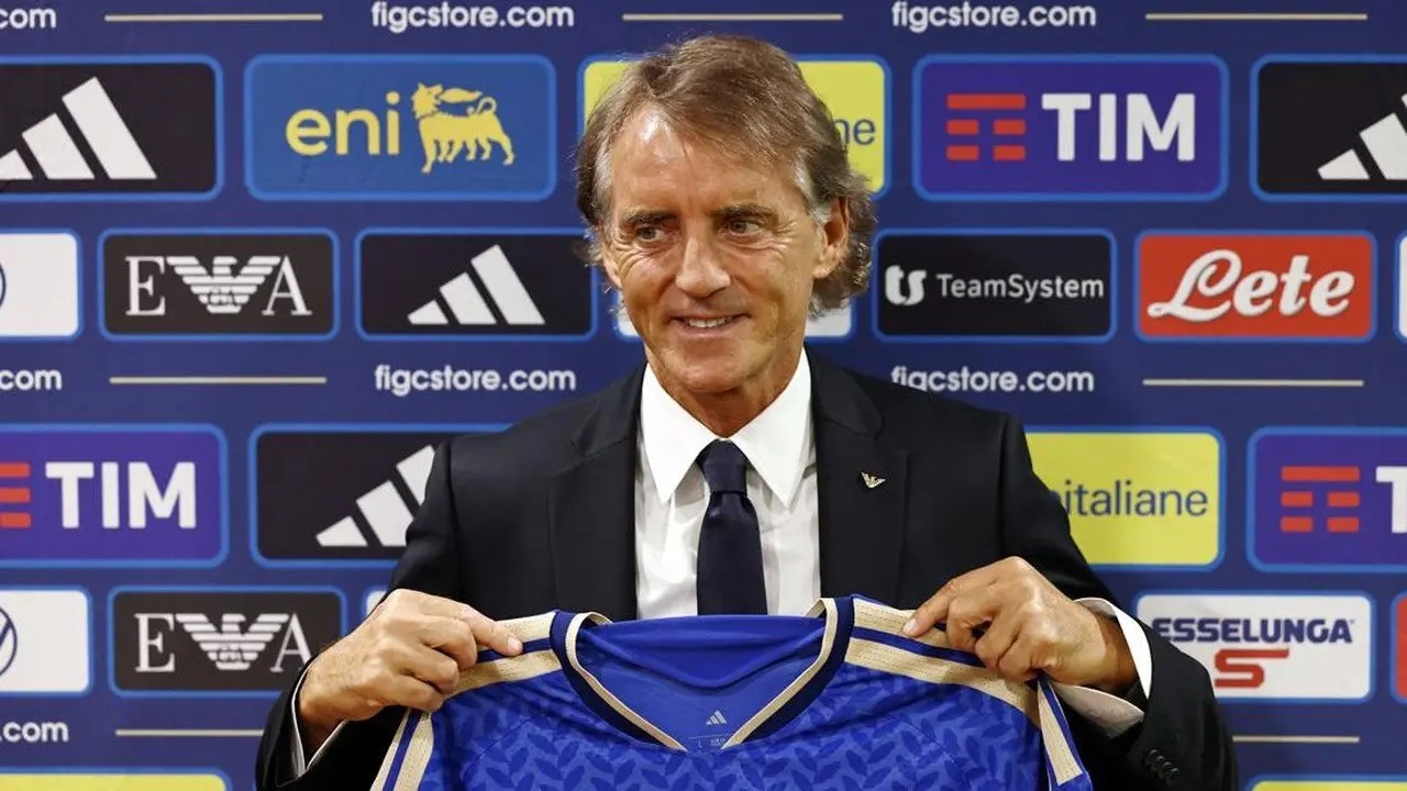 Tiga Alasan Kembalinya Roberto Mancini ke Timnas Tuai Pro-Kontra