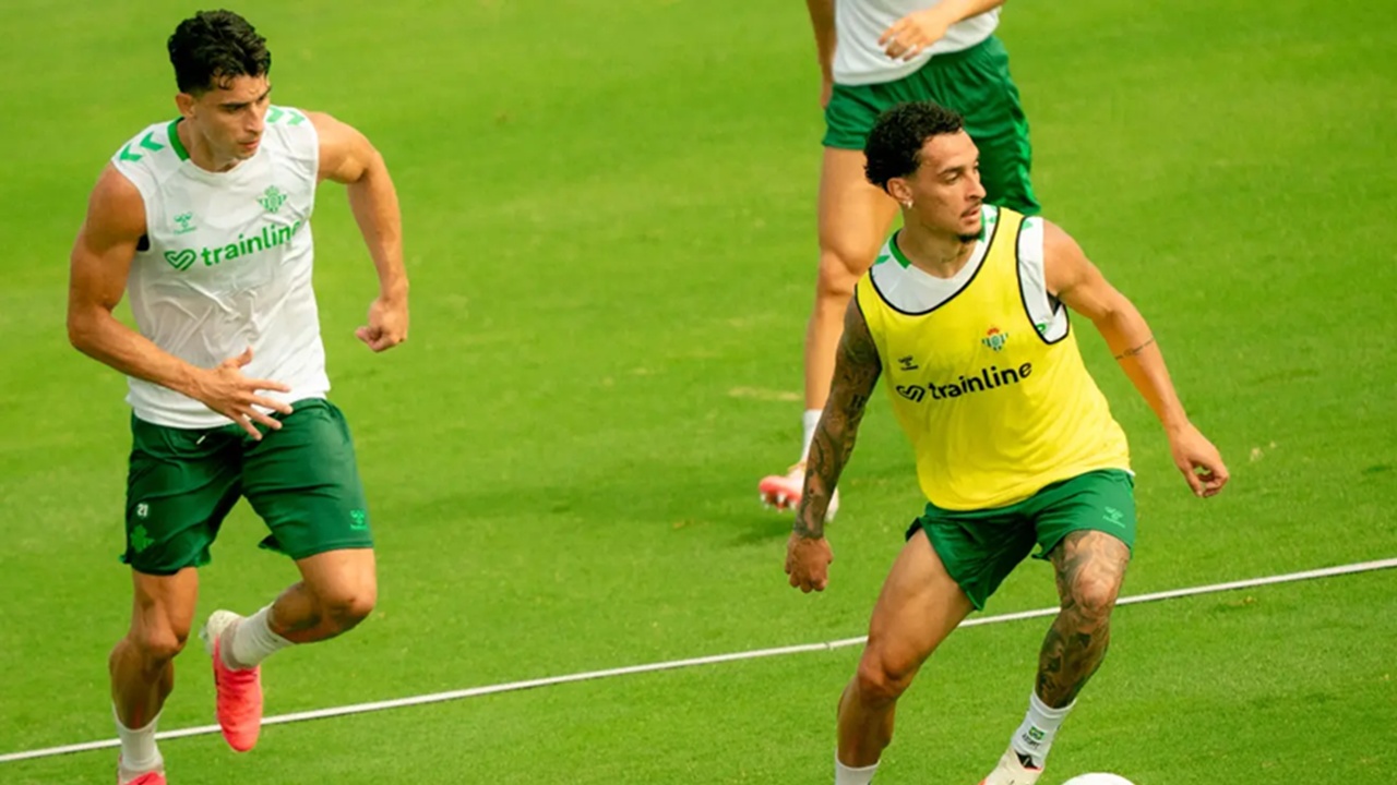 Antony Bahas Perkembangan Persiapannya Bersama Real Betis