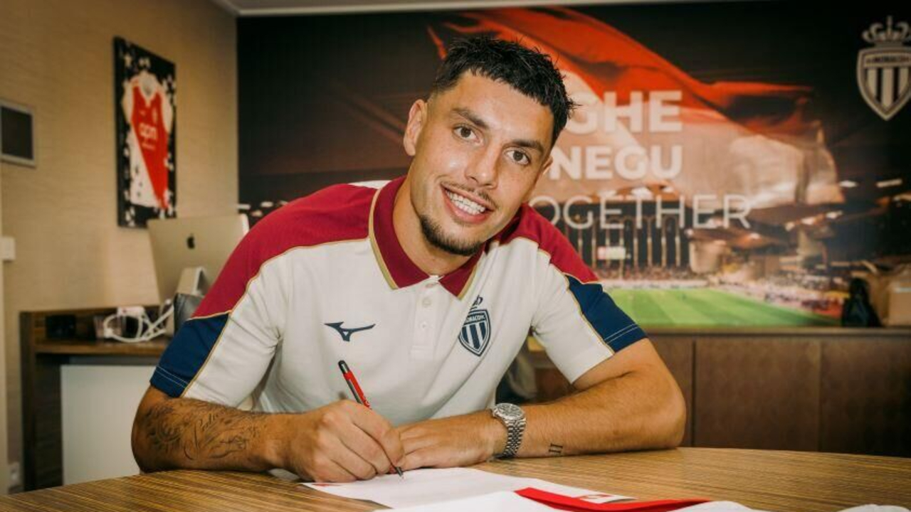 AS Monaco Resmi Datangkan Matthis Abline dari FC Nantes