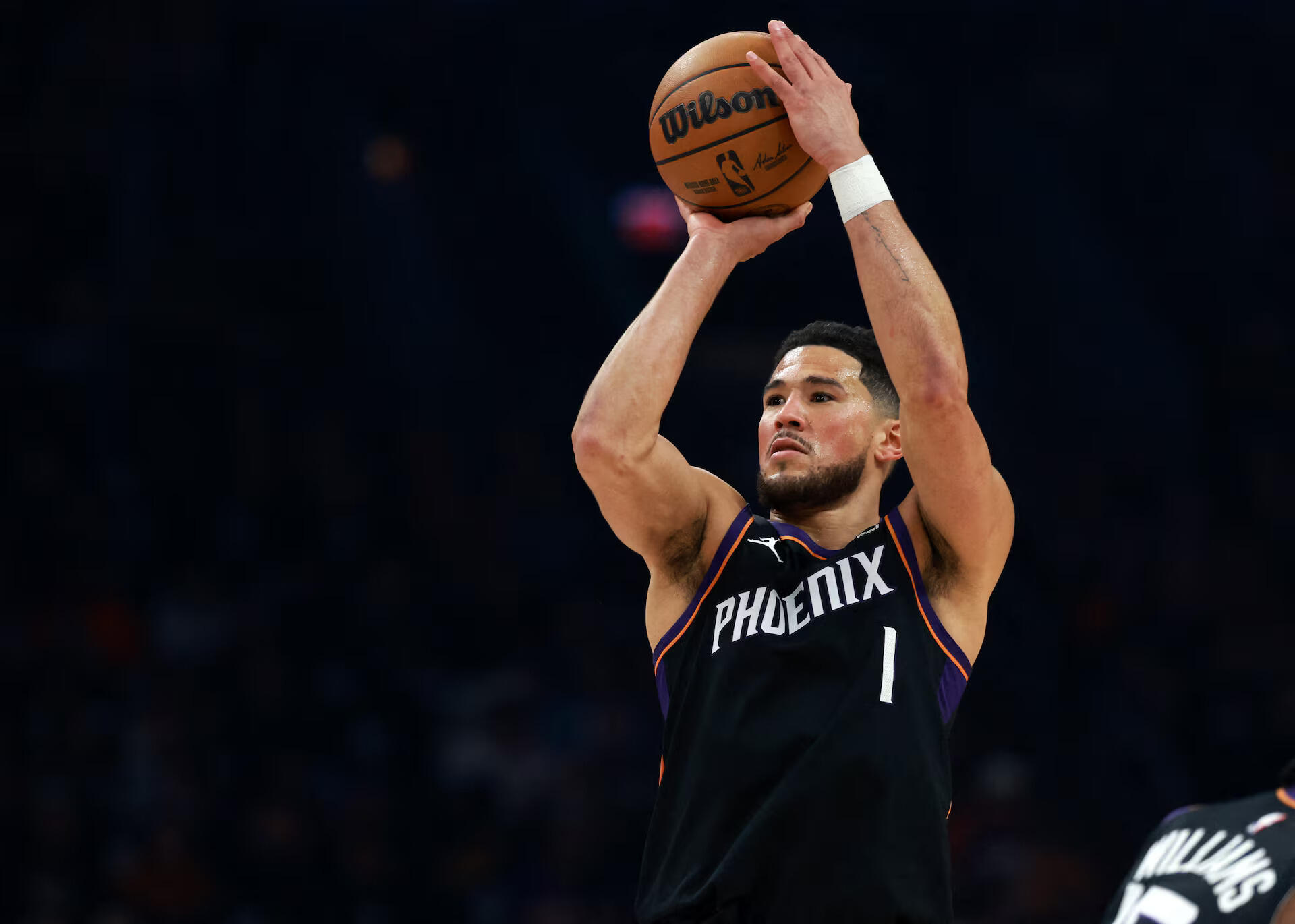 Devin Booker Tetap Pantas Jadi Sorotan Utama NBA