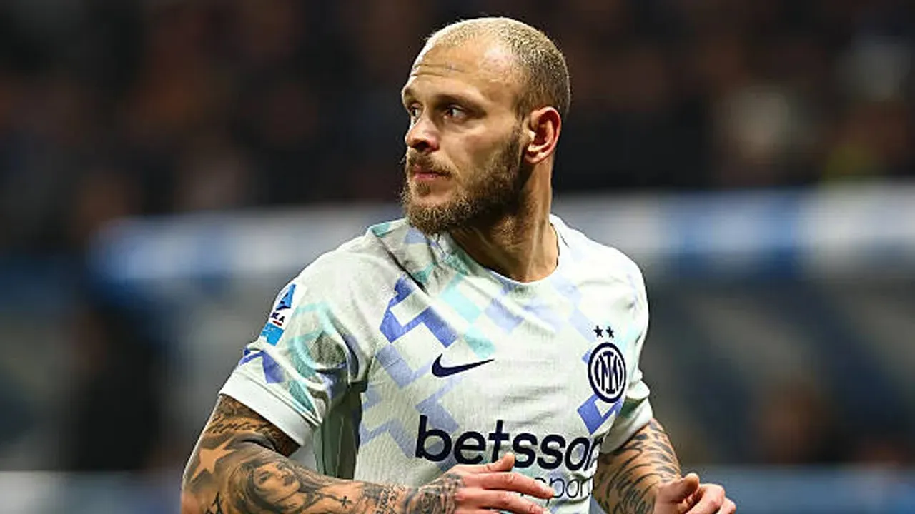 Federico Dimarco Terancam, Calafiori Favorit di Mancini di Timnas Italia