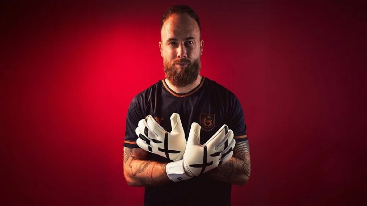 Garudayaksa FC Resmi Datangkan Penjaga Gawang Asal Ceko Dominik Holec