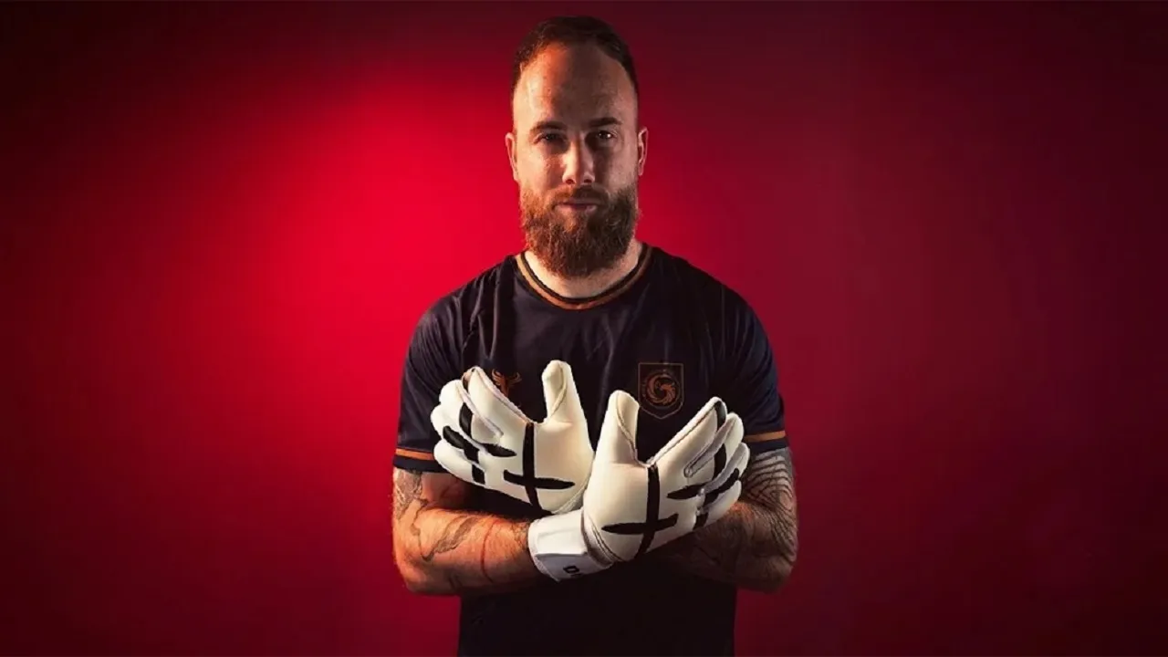 Kiper anyar Garudayaksa FC, Dominik Holec