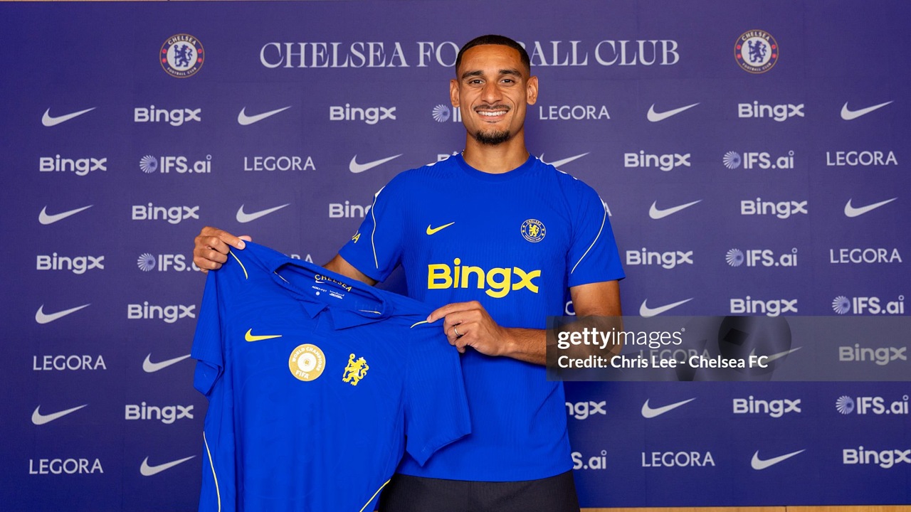 Gary Cahill Yakin Maxence Lacroix akan Bersinar di Chelsea