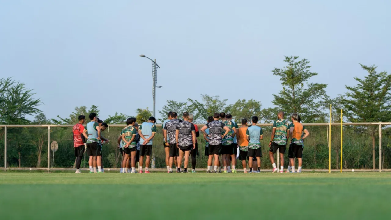 Latihan Persebaya Surabaya jelang Piala Presiden 2026